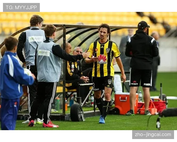 塔加特传射建功!珀斯暂2-1领先惠灵顿 塔加特传射建功!珀斯暂2-1领先惠灵顿